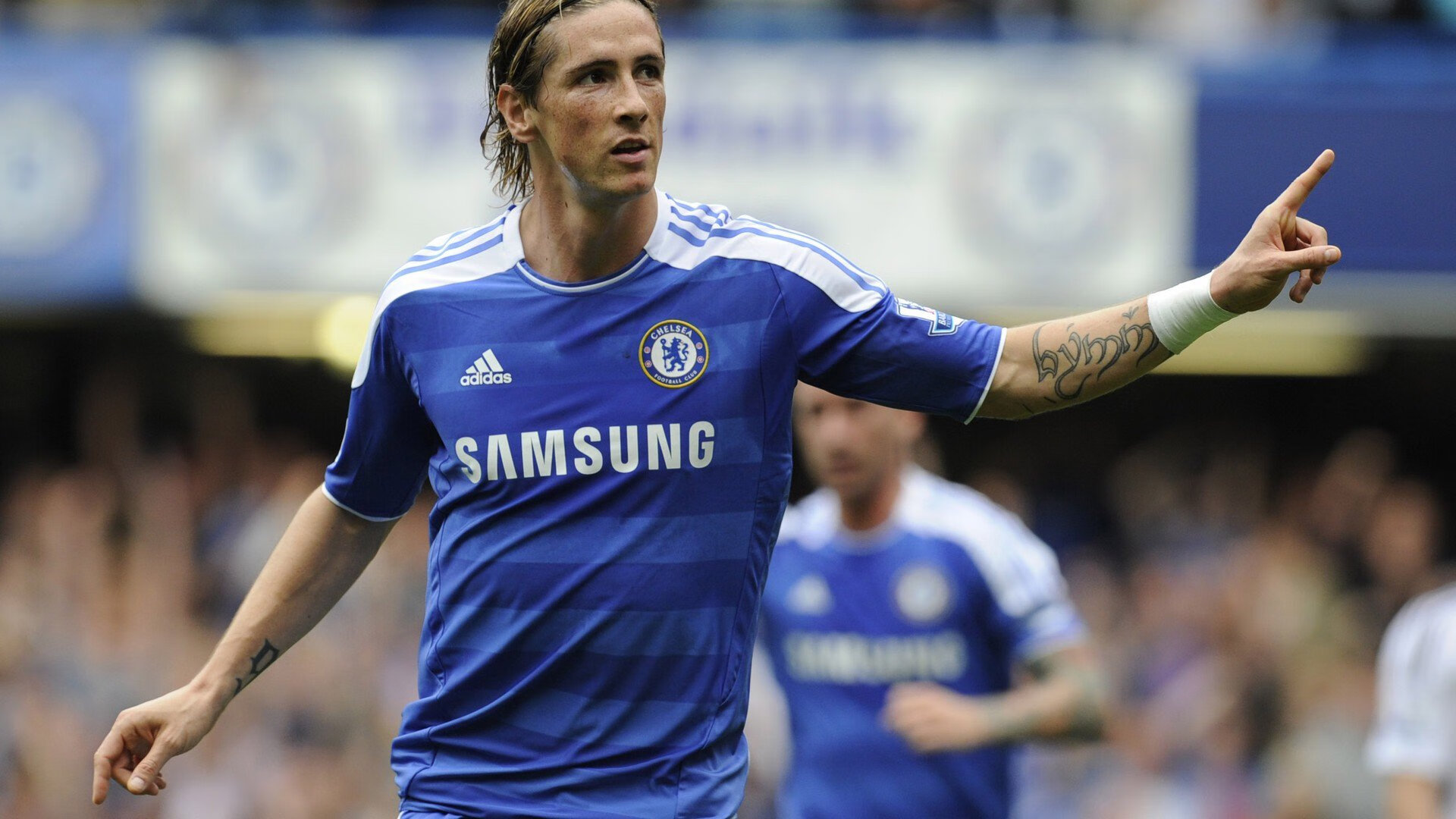 开yun体育-体育焦点人物成长故事，体育人物深度报道案例分析